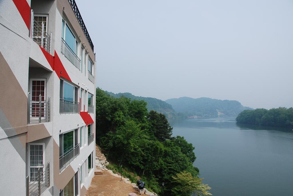 Moonlight Blue Pension Gapyeong Zewnętrze zdjęcie