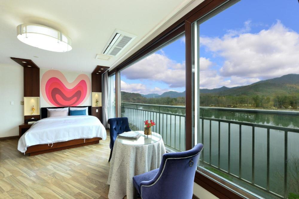 Moonlight Blue Pension Gapyeong Zewnętrze zdjęcie