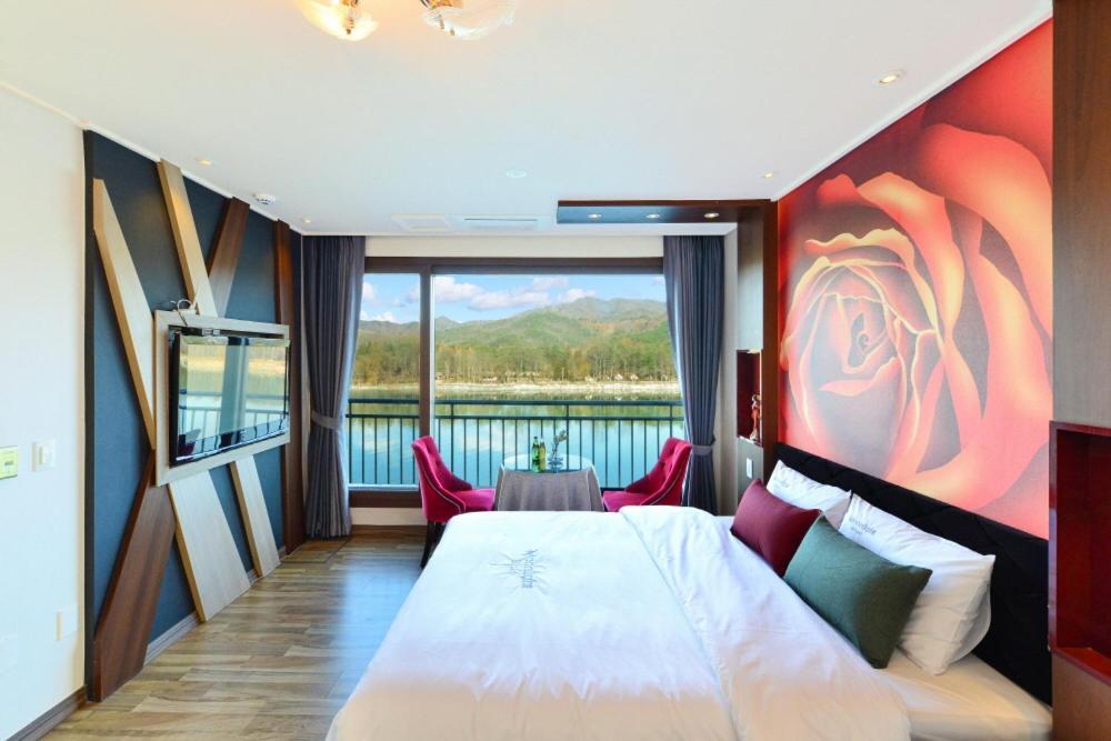 Moonlight Blue Pension Gapyeong Zewnętrze zdjęcie
