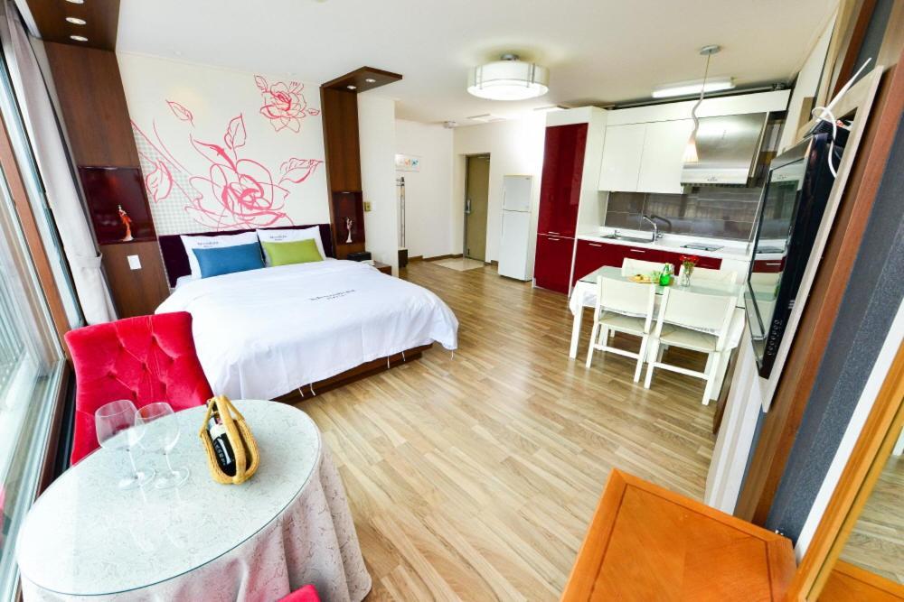 Moonlight Blue Pension Gapyeong Zewnętrze zdjęcie