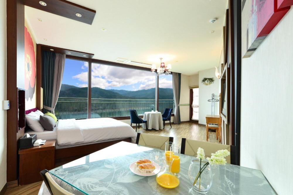 Moonlight Blue Pension Gapyeong Zewnętrze zdjęcie