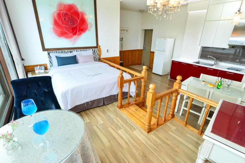 Moonlight Blue Pension Gapyeong Zewnętrze zdjęcie